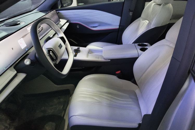 Used Geely Galaxy E8 2024 550 km Range Rear-Drive MAX
