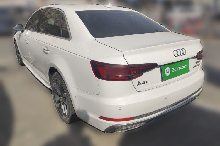 Used Audi A4L 2019 40 TFSI Fashion Edition China VI Emission Standard