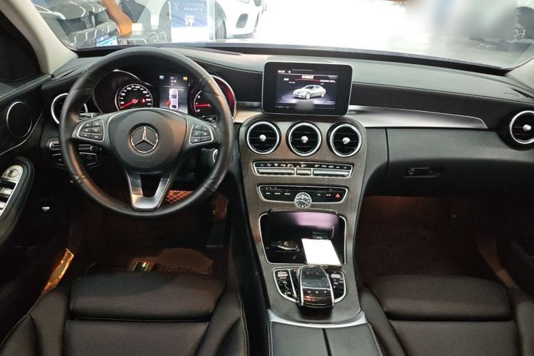 Used Mercedes-Benz C-Class 2017 Facelift C 200 L Sport Edition
