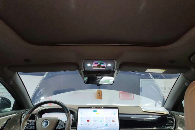 Used BYD Han 2022 EV Genesis Edition 715KM Front-Wheel-Drive Prestige Model
