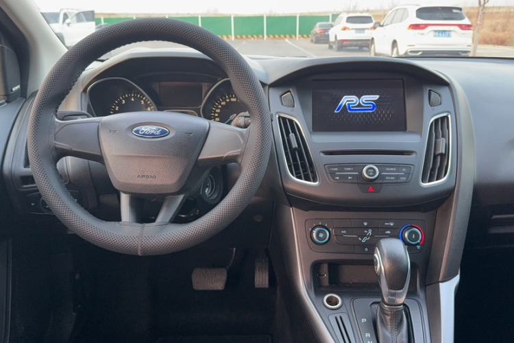 Used Ford Focus 2015 Hatchback 1.6L Automatic Comfort Model