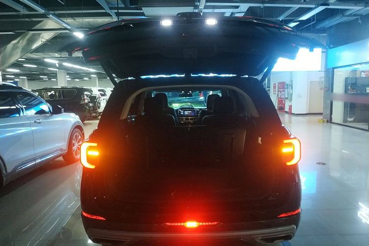 Used Ford Explorer 2023 EcoBoost 285 4x4 Trend Plus Edition 6 Seats
