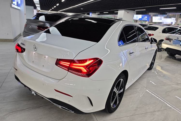 Used Mercedes-Benz A-Class 2022 Revised Version A 200 L Sport Sedan Fashionable Style