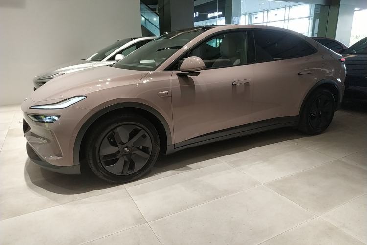 Used ONVO L60 2024 60 kWh Rear-Drive Version