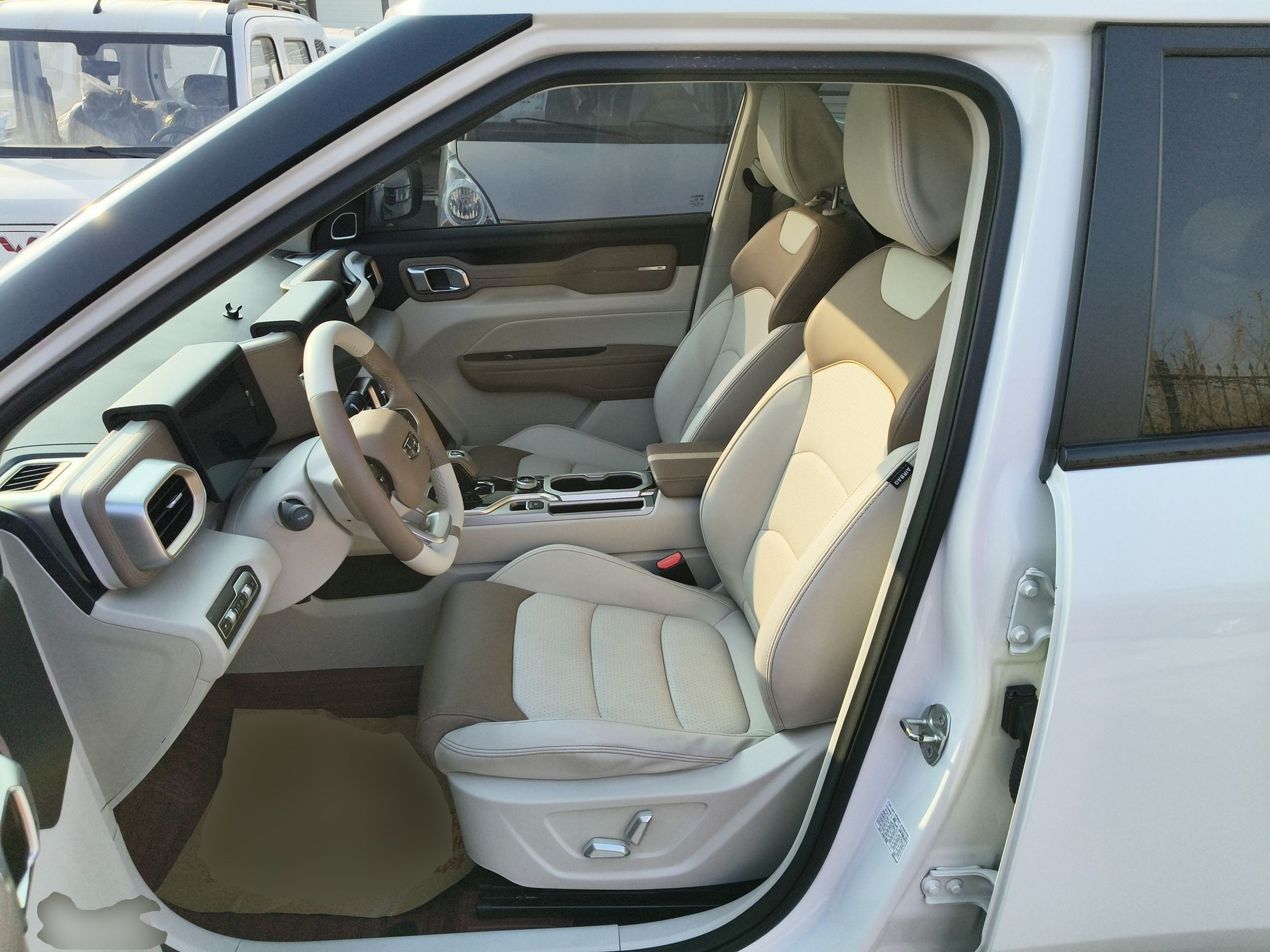 Переднее сиденье в автомобиле