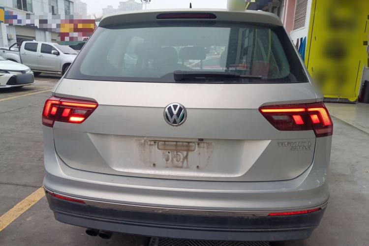 Used Volkswagen Tiguan L 2017 330TSI Automatic Two-Wheel Drive Luxury Edition
