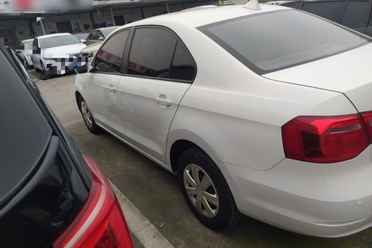 Used Volkswagen Jetta 2015 Value Edition 1.6L Automatic Fashion Version
