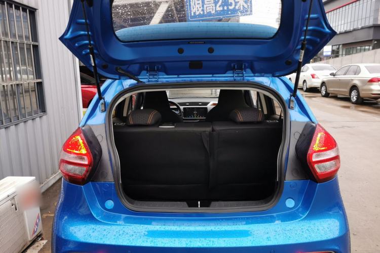 TDK.VehicleDetails.img