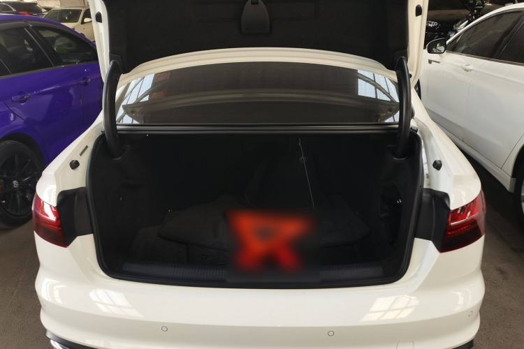 Used Audi A4L 2022 40 TFSI Stylish and Elegant Edition
