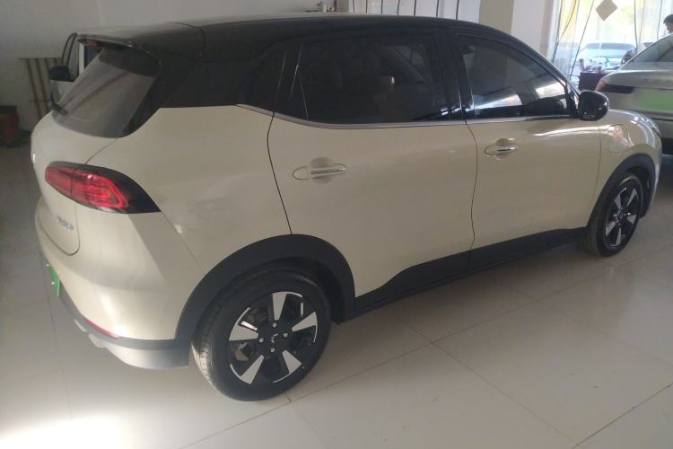 Used Wuling Bingo PLUS 2024 330 km Range Five-Seater Version
