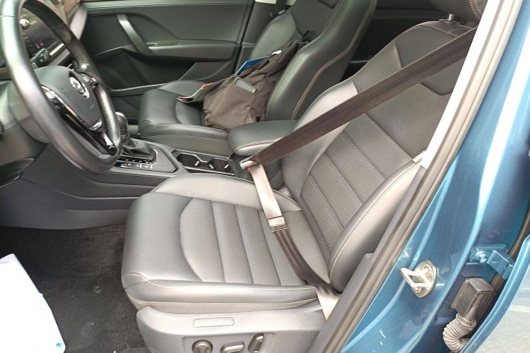 Used Volkswagen Tharu 2020 280TSI Two-Wheel Drive Luxury Plus Version China VI Standard
