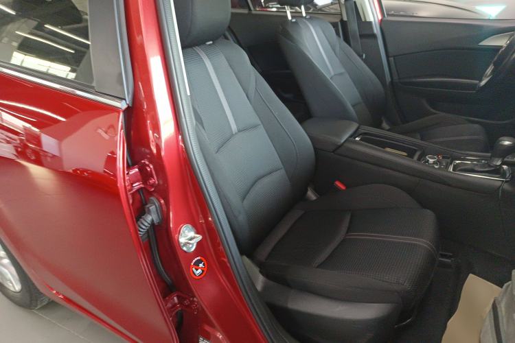 Used Mazda Mazda 3 Axela 2017 Sedan 1.5L Automatic Luxury Model Emission Standard China V
