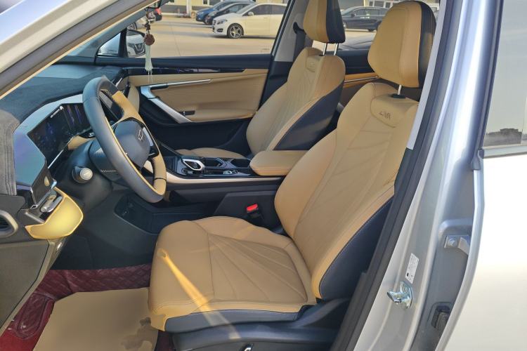 Used Geely Auto FX11 2023 1.5TD DCT Prestige Edition
