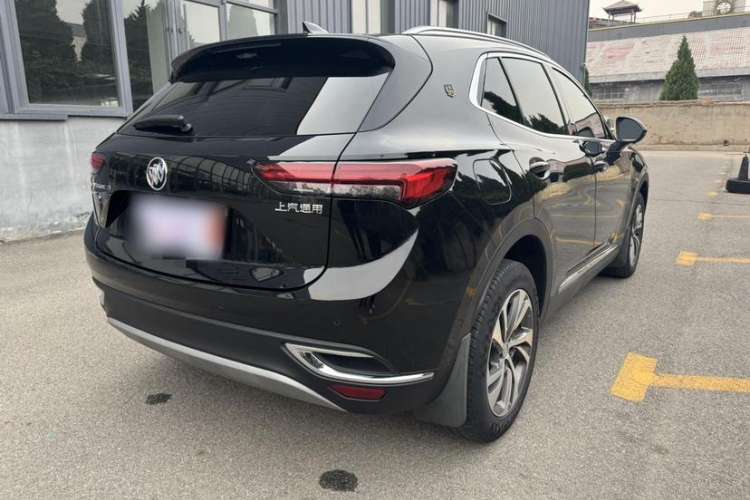 Used Buick Envision 2020 Encore S 652T Two-Wheel Drive Luxury Model
