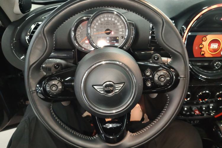 Used  Clubman 2016 Revised Version 2.0T COOPER S Geek Edition
