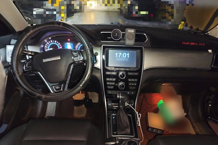 Used Haval H2 2016 Red-Label 1.5T Automatic Two-Wheel Drive Luxury Model
