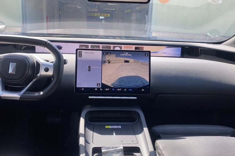 Used  12 2025 Ultra Extended-Range Edition
