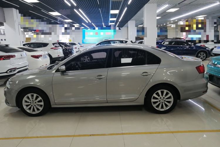 Used Volkswagen Sagitar 2015 1.6L Automatic Comfort Model