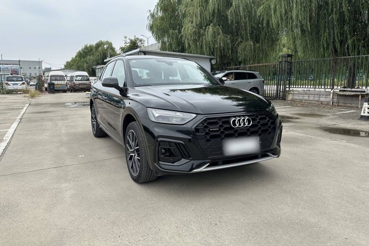 Used Audi Q5L 
