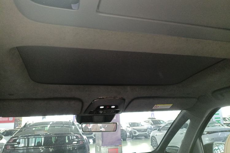 Used Zeekr 009 2024 Six-Seat Executive Version 4WD 108 kWh