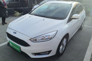 Used Ford Focus 2015 Hatchback EcoBoost 125 Automatic Supreme Style Edition
