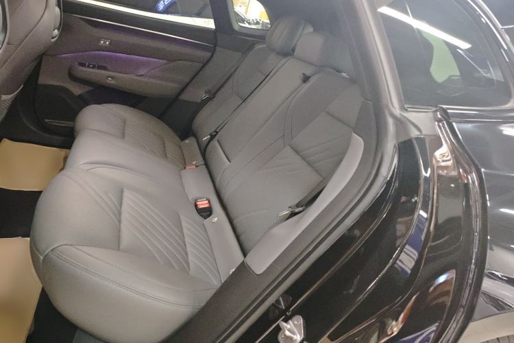 Used Zeekr 001 2025 ME Version 100 kWh All-Wheel Drive