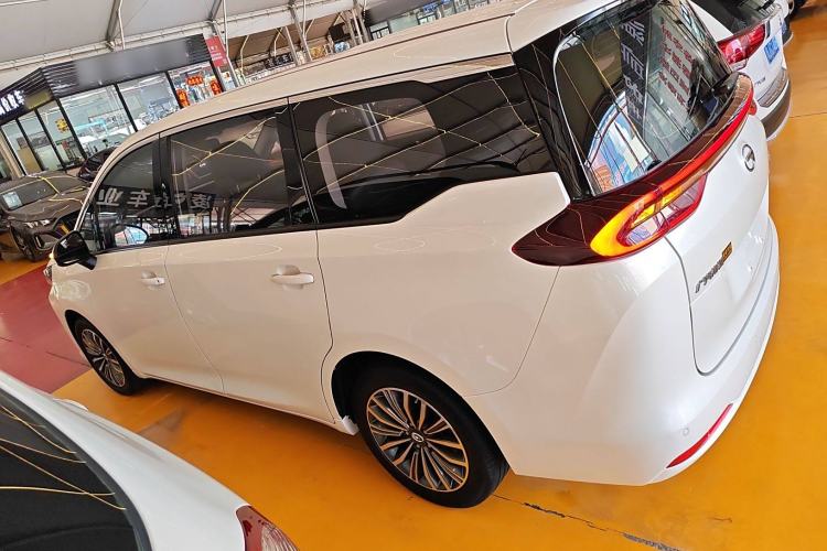 Used GAC Trumpchi M6 2021 270T DCT Prestige Edition (6-seater)
