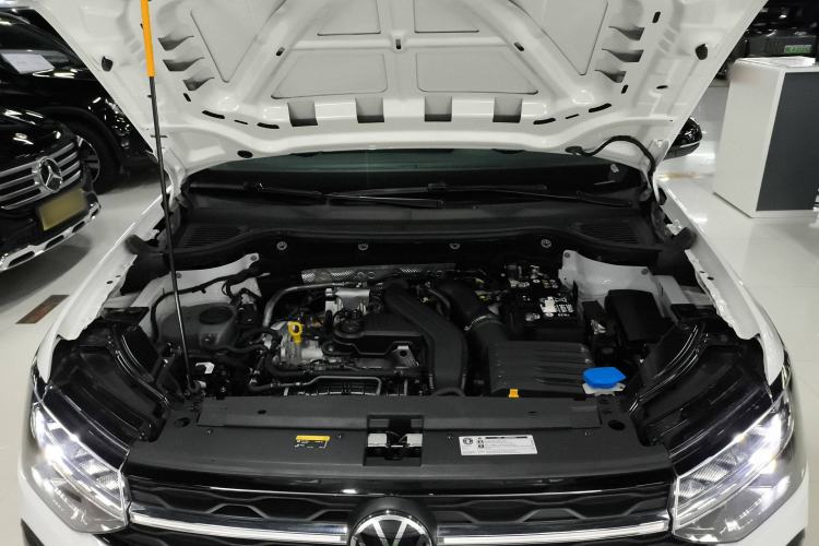 Used Volkswagen Tharu 2024 300TSI Two-Wheel-Drive Moon Luxury Edition