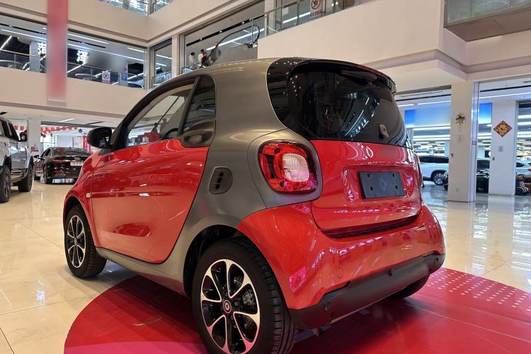 Used  fortwo 2015 1.0L 52 kW Hardtop Passion Edition
