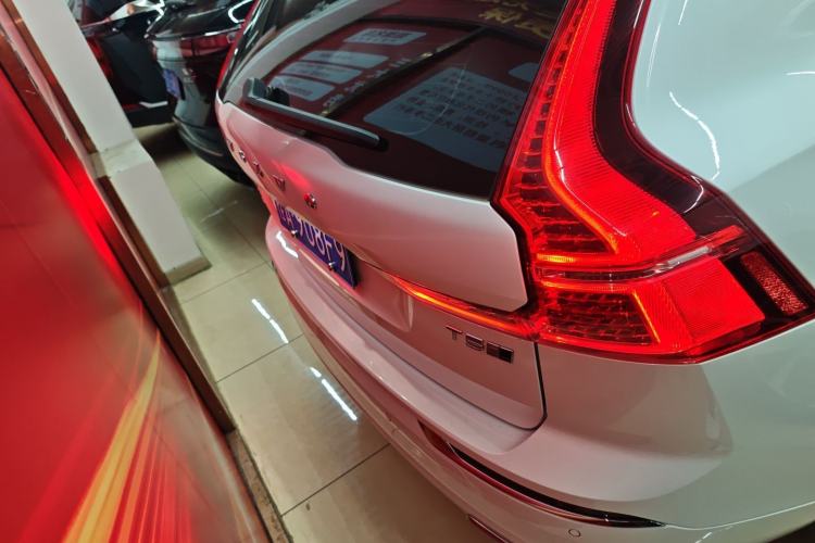 Used Volvo XC60 2020 T5 4x4 Smart Luxury Edition
