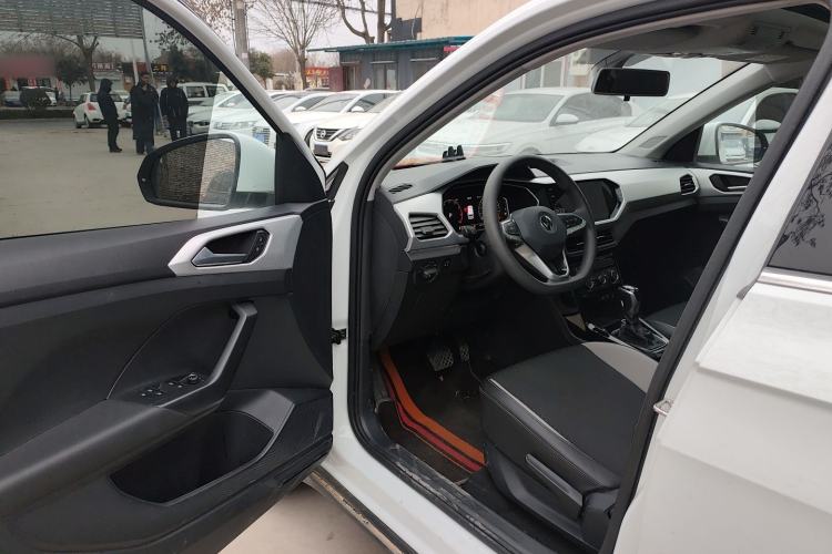 Used Volkswagen Tacqua 2023 200TSI DSG Joy-Connect Edition