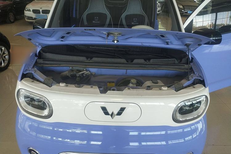 Used Wuling Hongguang MINIEV 2024 3rd Generation 215km Advanced Version
