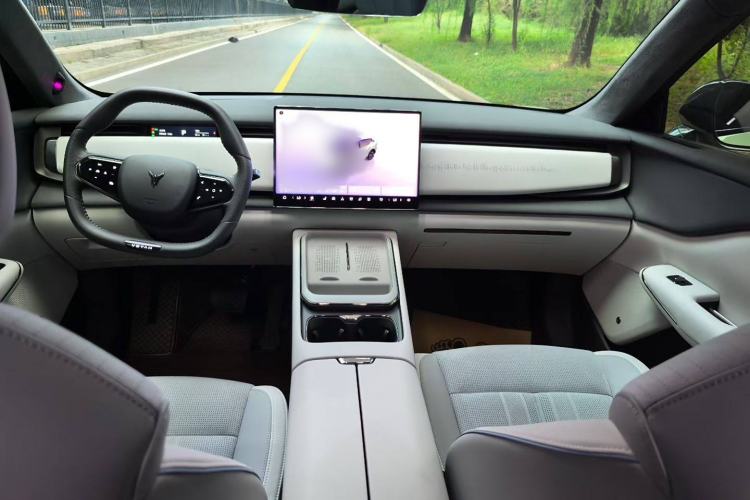 Used VOYAH COURAGE 2024 Ultra-Long Range Smart Enjoyment Version
