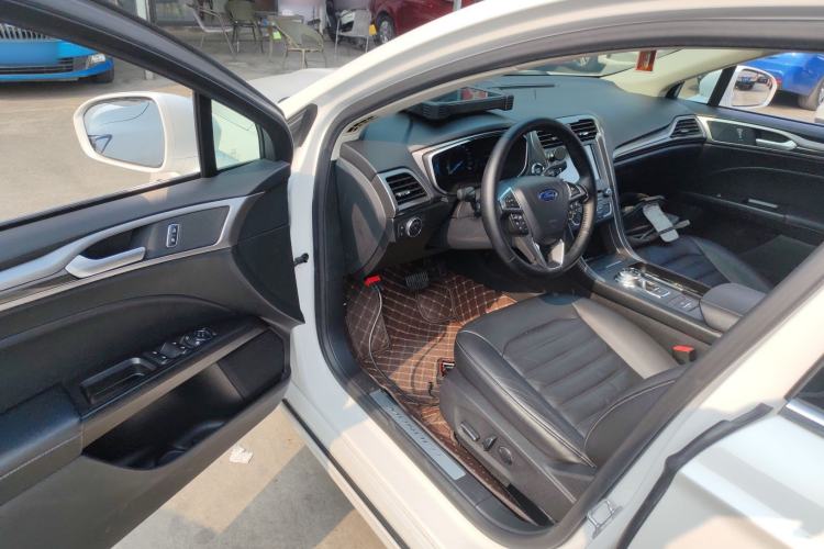 Used Ford Mondeo 2017 EcoBoost 180 Luxury Model
