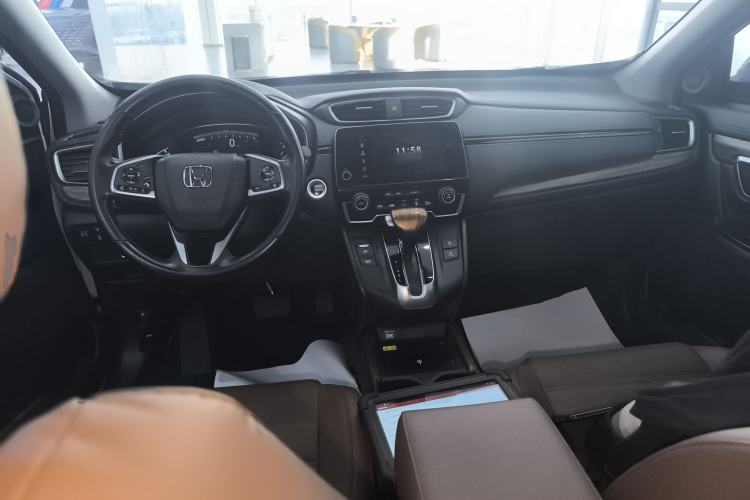 Used Honda CR-V 2021 240TURBO CVT 2WD Fashion Edition
