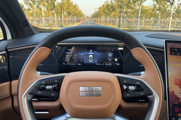 Used  L7 2025 EM-i 115km Exploration+ Edition