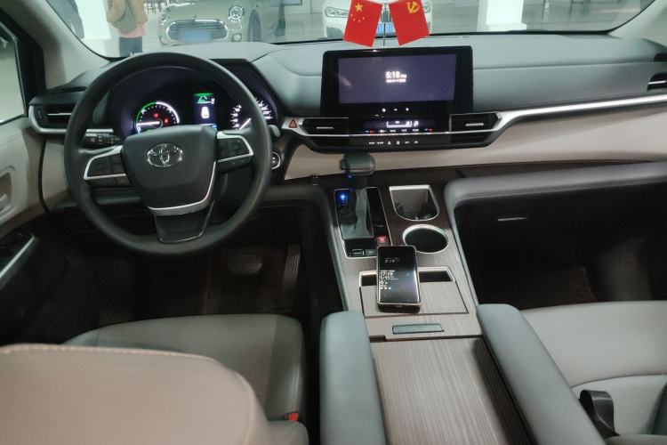 Used Toyota Granvia 2024 2.5L Hybrid Comfort Edition