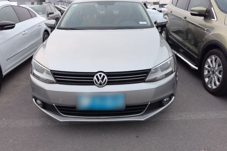 Used Volkswagen Sagitar 2014 1.6L Manual Comfort Model
