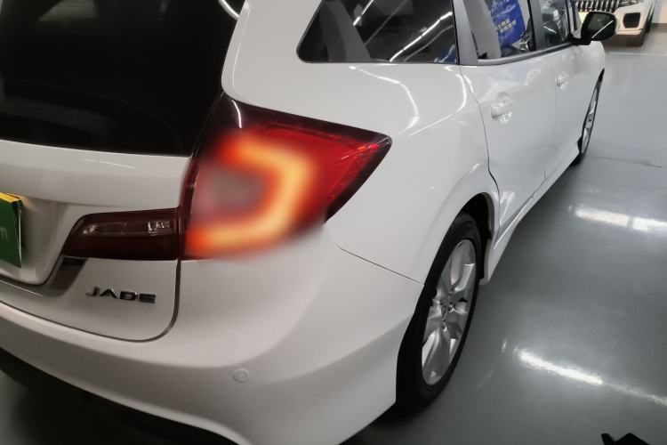 Used Honda Jade 2014 1.8L Automatic Comfort Elite Version 5 Seats
