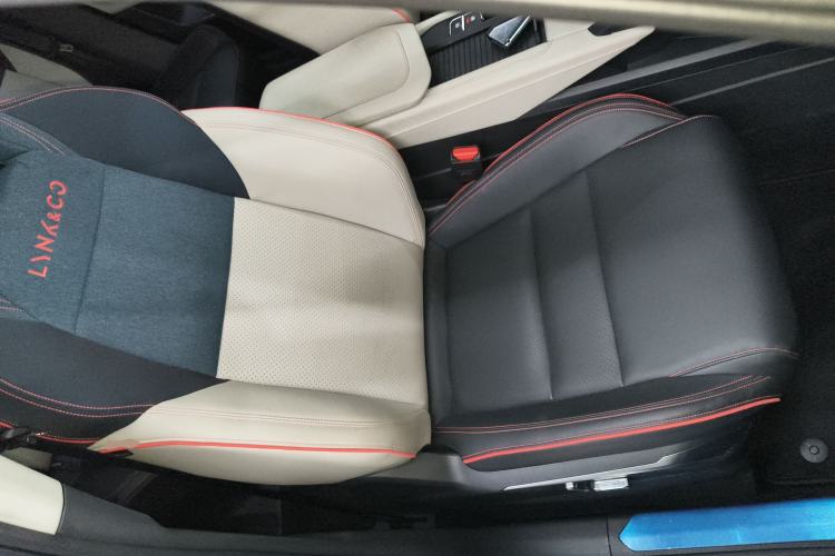 Used Lynk & Co 06 2021 1.5T Shero Pink Special Edition
