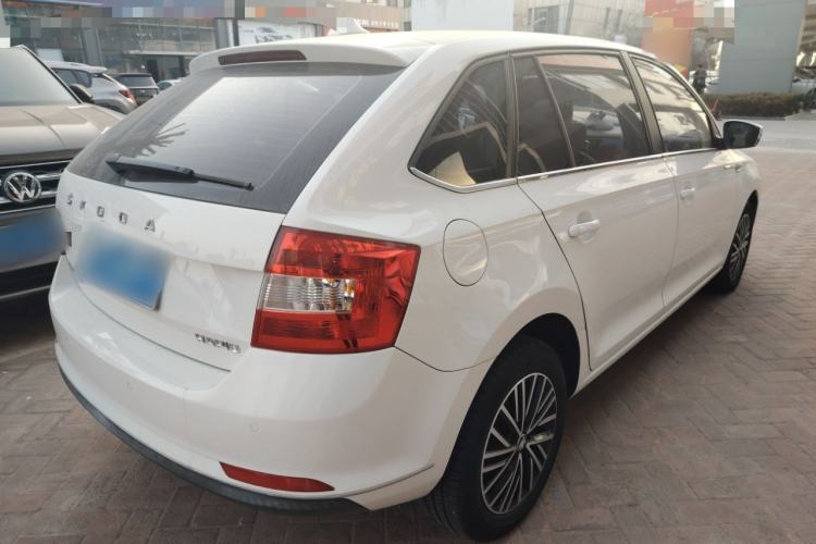 Used Skoda Rapid Spaceback 2019 1.5L Automatic Standard Edition
