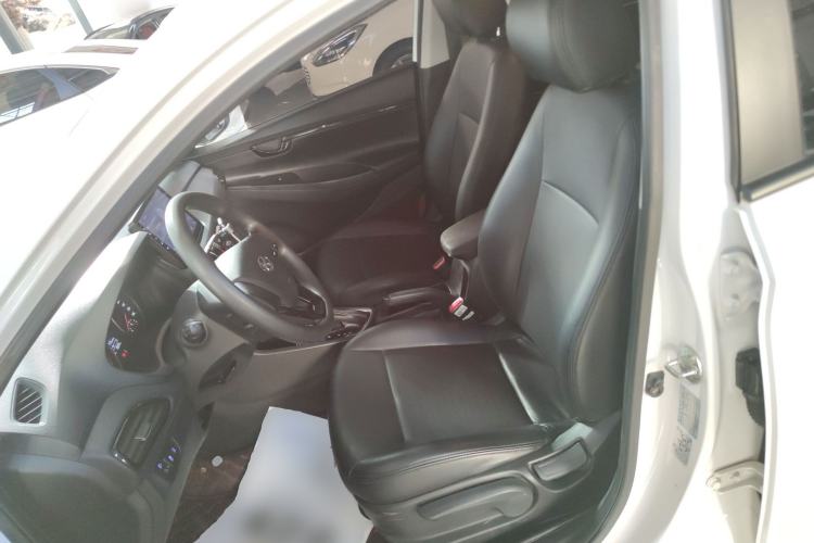 Used Hyundai Celesta 2018 1.6L Automatic GL Enjoyment Version China V Standard