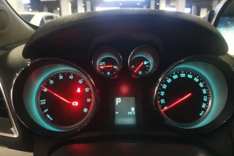 Used Buick Encore 2015 1.4T Automatic Two-Wheel Drive Urban Elite Version