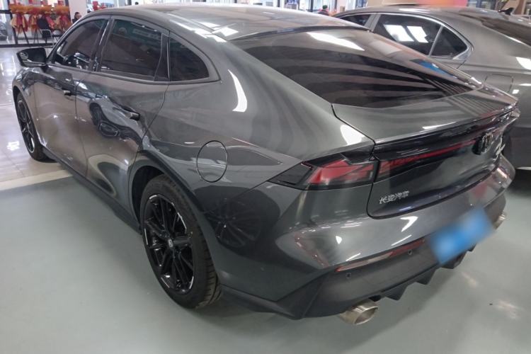 Used Changan UNI-V 2022 1.5T Prestige Version
