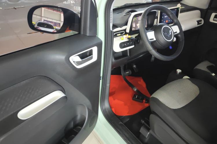 Used Wuling Hongguang MINIEV 2024 3rd Generation 215km Advanced Version