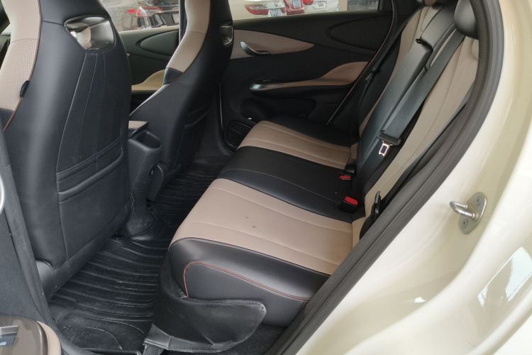 Used BYD Dolphin 2023 420 km Fashion Edition
