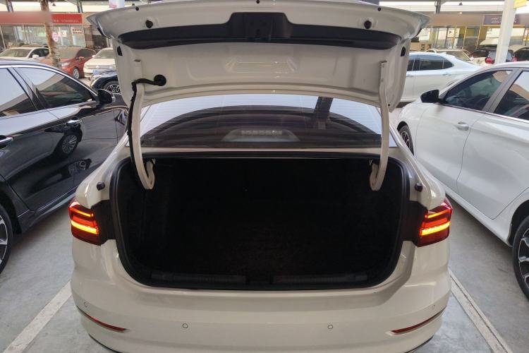 Used Volkswagen Lavida 2019 1.5L Automatic Comfort Edition China VI Standard
