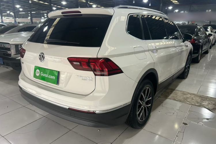 Used Volkswagen Tiguan L 2017 330TSI Automatic Two-Wheel Drive Luxury Edition
