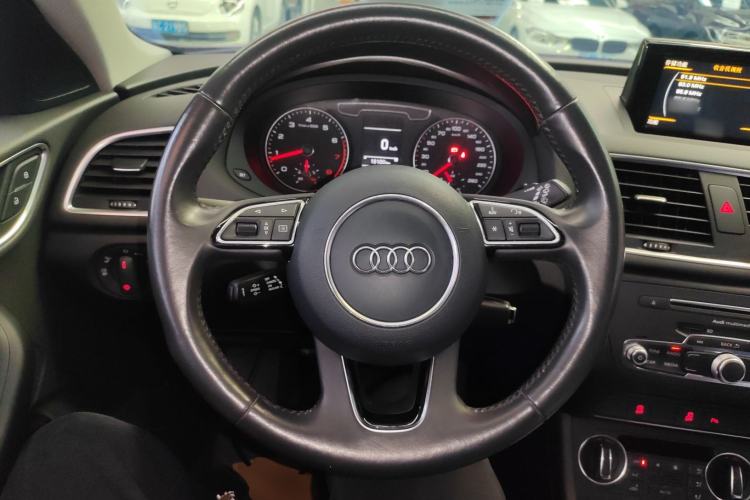Used Audi Q3 2017 35 TFSI Fashion Model