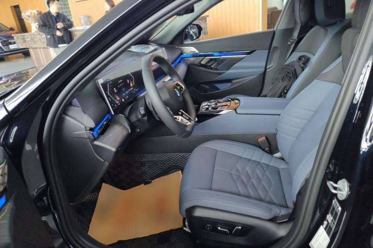 Used BMW 5 Series 2025 530Li Luxury Edition M Sport Package